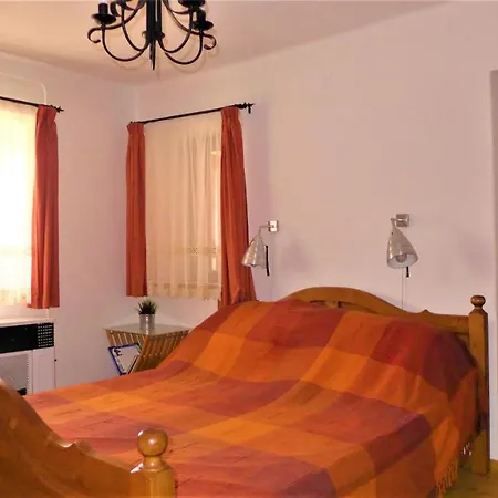Tuenderfatyol Vendeghaz * Tiszafüred